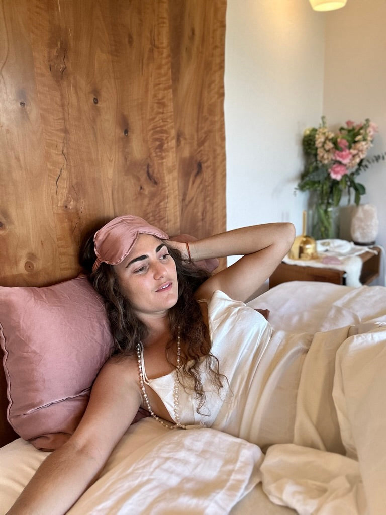 Silk Crystal Eye Mask - Rose