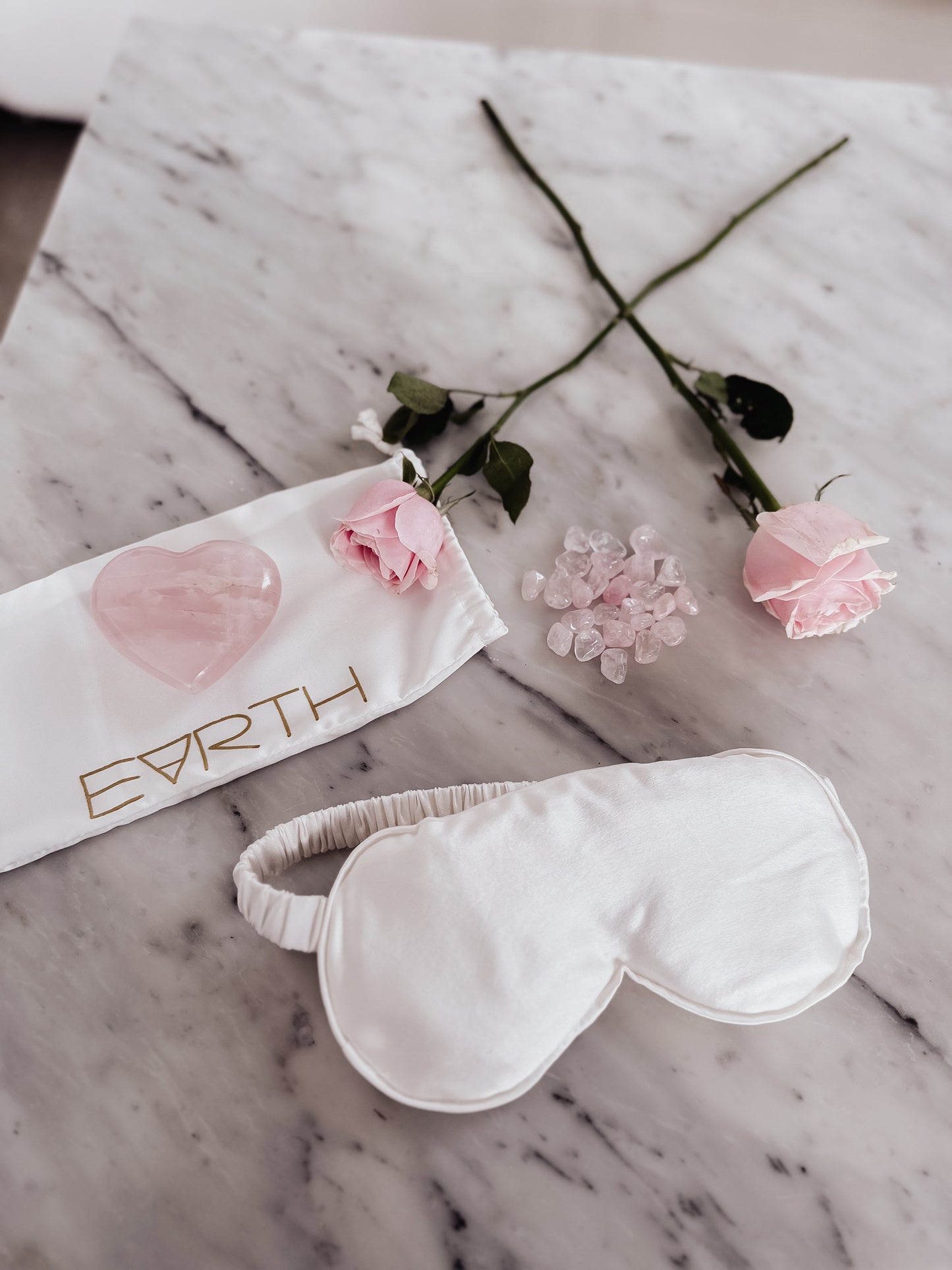 Silk Crystal Eye Mask - Pearl